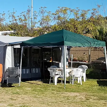 Campsite Wohnwagen *